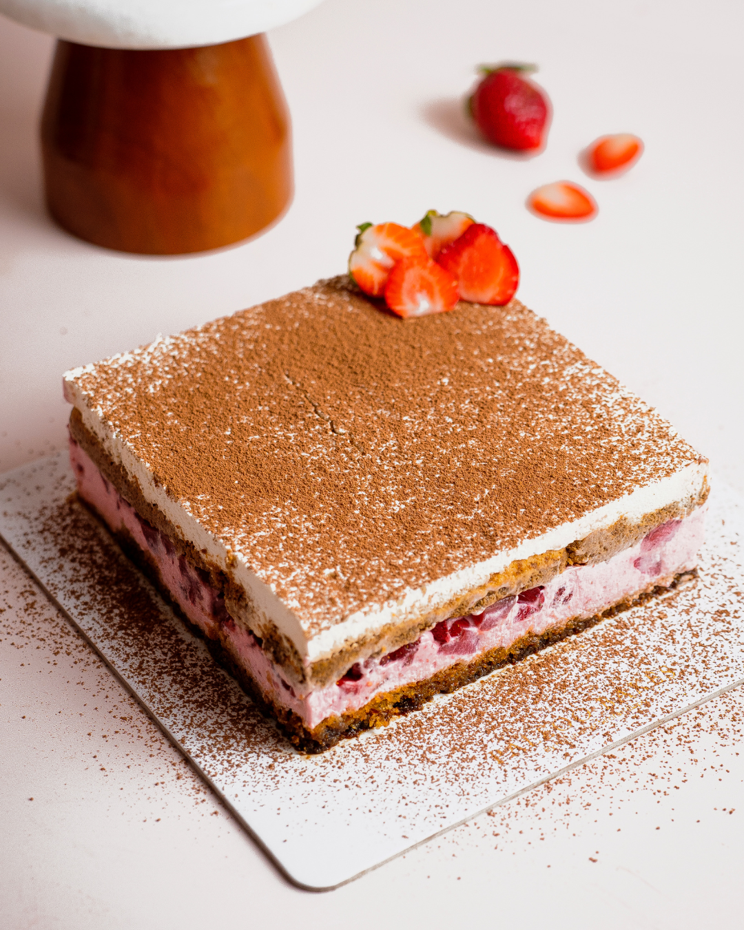 Strawberry Tiramisu - 750 g