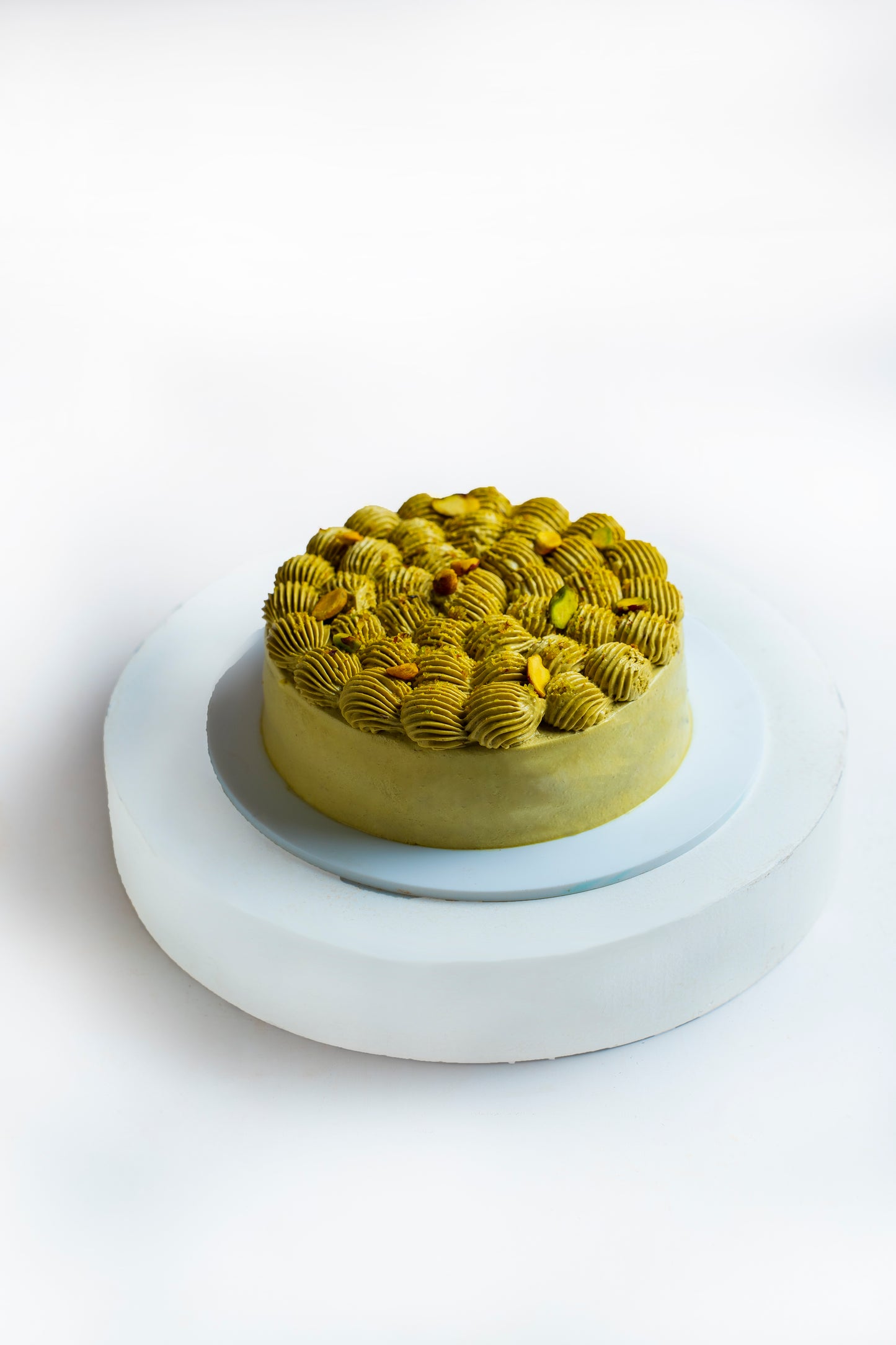 Pistachio raspberry cake