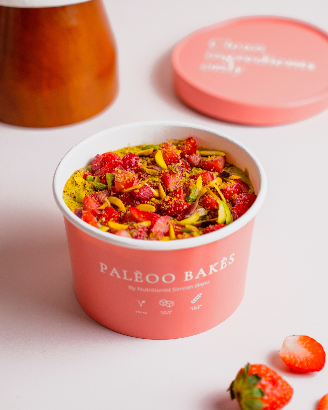 Strawberry Pistachio Praline Tub