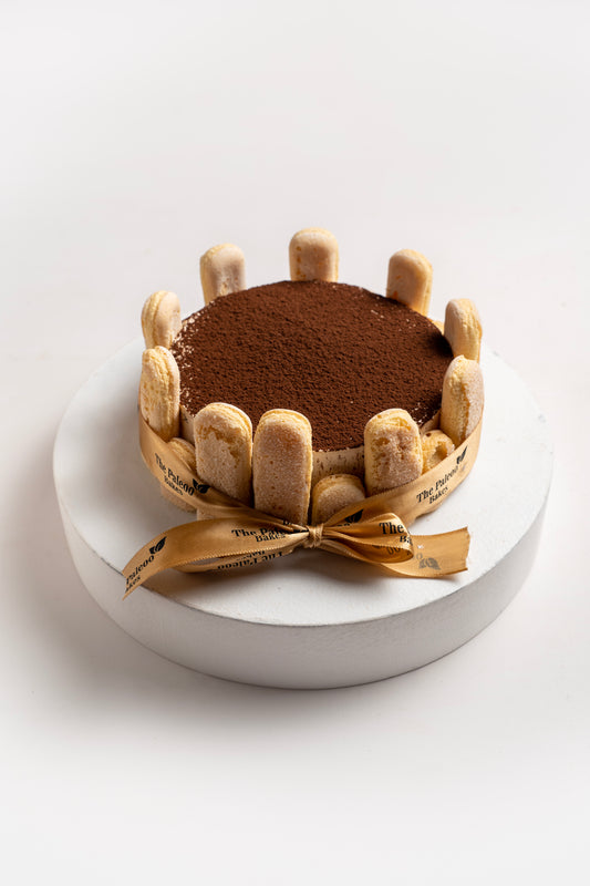 Classic tiramisu cake