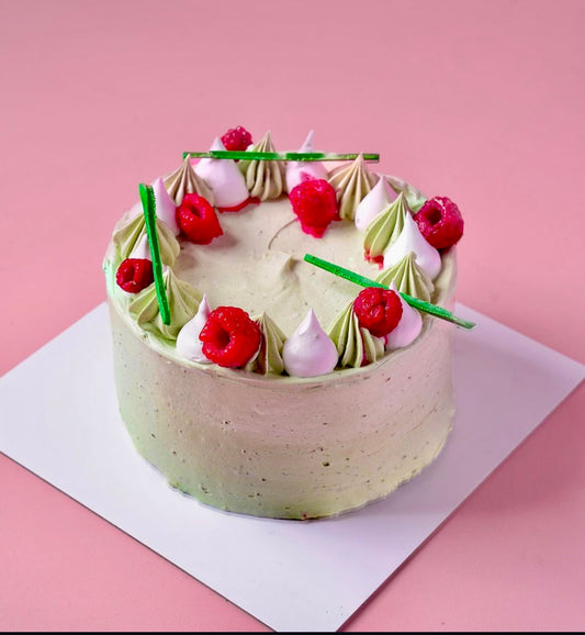 Pistachio raspberry cake