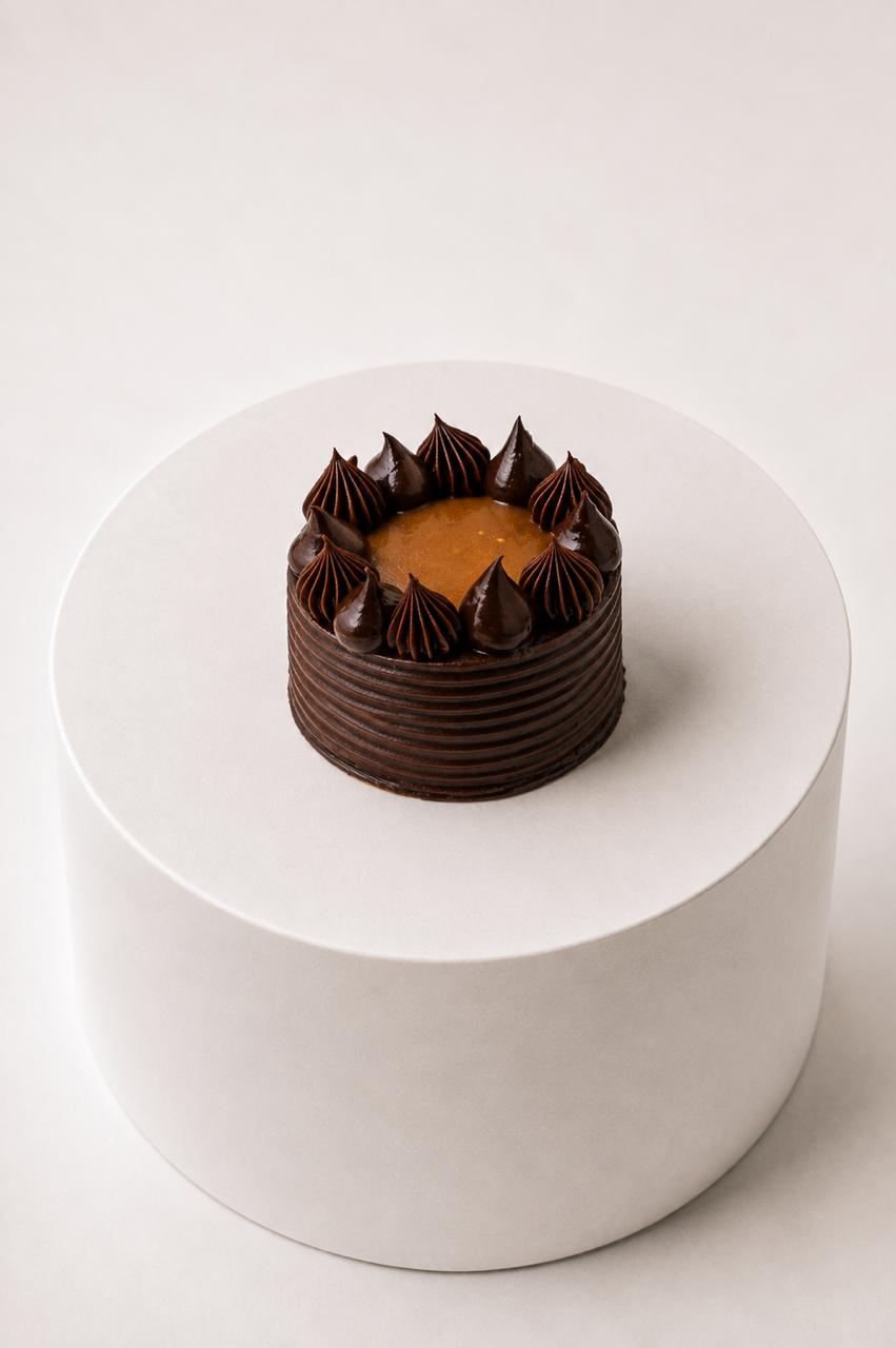 Mocha Caramel Crunch Mini Cake